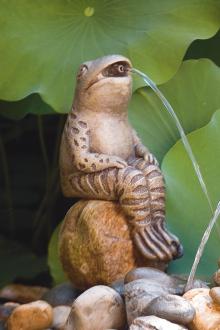 Massarelli Sitting Frog Spitter 2027