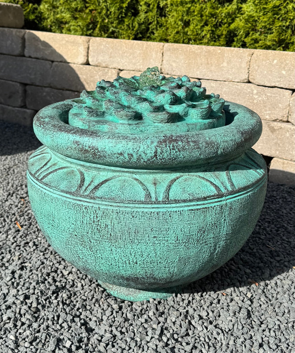 Henri's Dahlia Patio Bubbler 2026