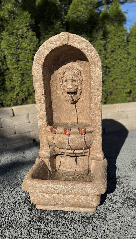 Henri's Lion Alcove Ftn. 2025